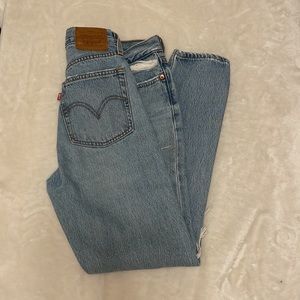 Levi’s Wedgie Light Wash